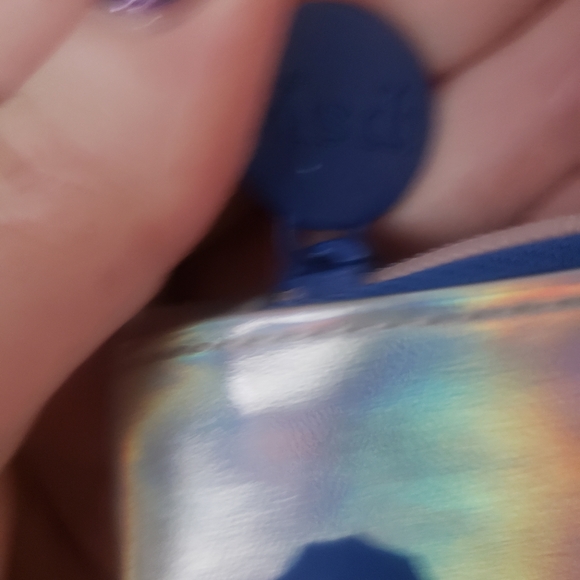 ❤Hollographic Ipsy bag❤ - Picture 3 of 3